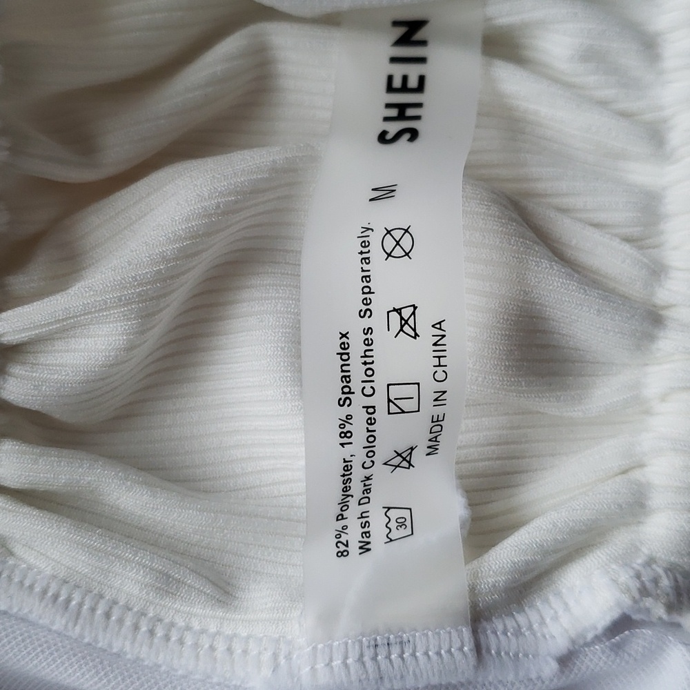 String bikini - Picture 6 of 7